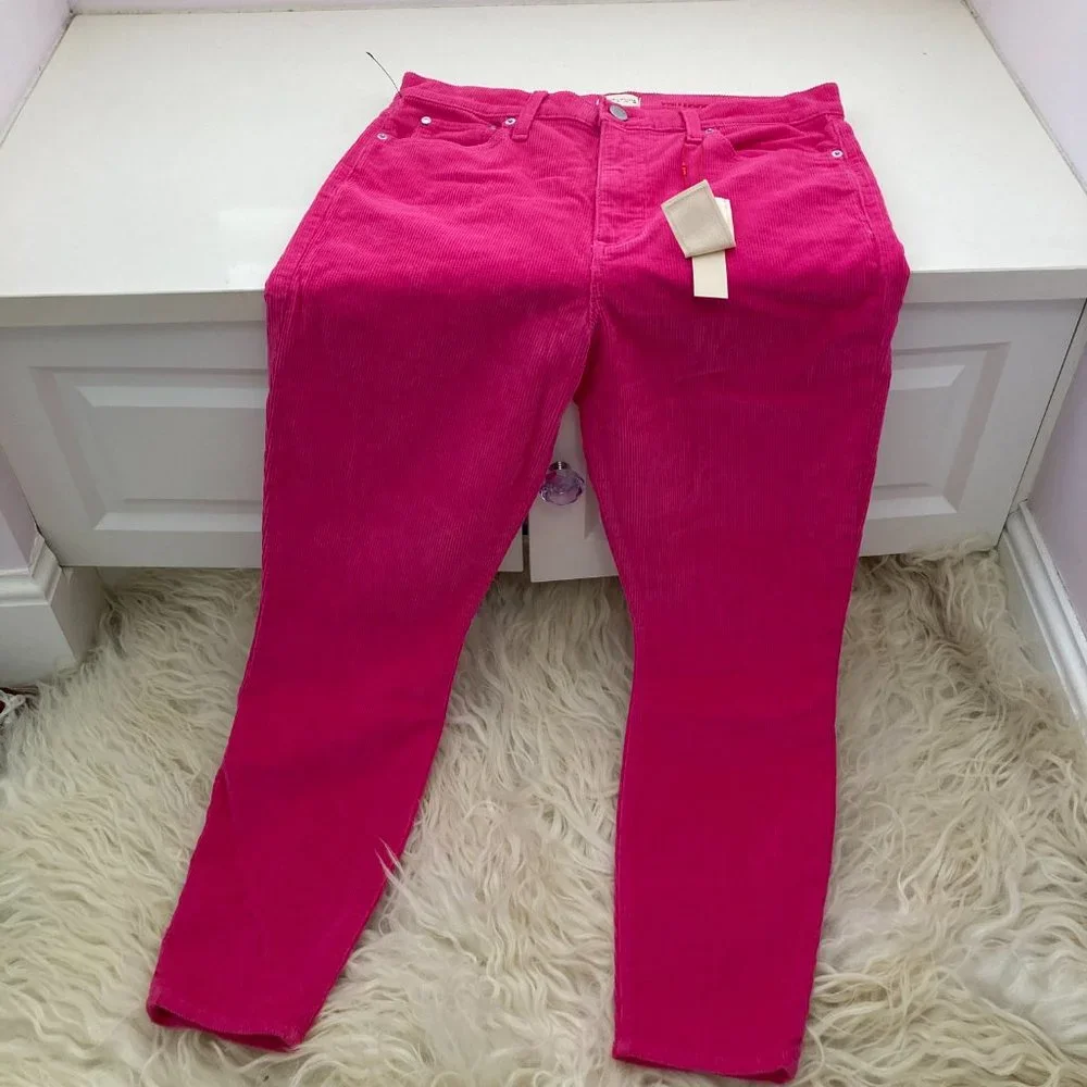 ALICE + OLIVIA Skinny Leg Pants - Picture 2 of 9